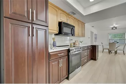 8424 Stillbrook Avenue, Tampa, FL 33615 - Photo 23