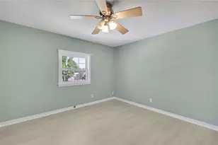 8424 Stillbrook Ave, Tampa, FL 33615 - Photo 19