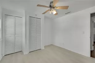 8424 Stillbrook Ave, Tampa, FL 33615 - Photo 21