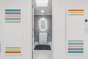 7647 Sanderling Rd, Sarasota, FL 34242 - Photo 27