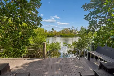 7647 Sanderling Road, Sarasota, FL 34242 - Photo 55