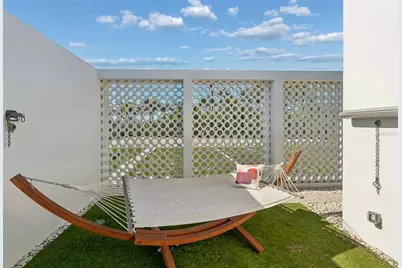 7647 Sanderling Road, Sarasota, FL 34242 - Photo 11