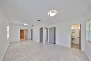 3908 W Wallace Ave, Tampa, FL 33611 - Photo 13