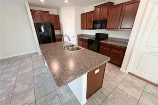 17005 Peaceful Valley Dr, Wimauma, FL 33598 - Photo 9