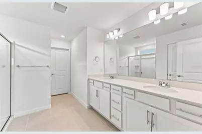 9877 Trellis Vine Way, Parrish, FL 34219 - Photo 11