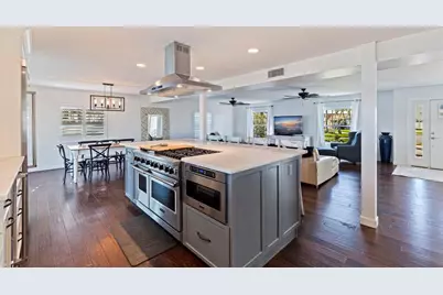 3901 14th Street NE, Saint Petersburg, FL 33703 - Photo 15