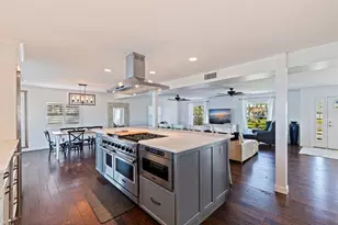 3901 14th St NE, Saint Petersburg, FL 33703 - Photo 15