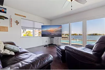 3901 14th Street NE, Saint Petersburg, FL 33703 - Photo 23