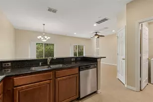 20112 Indian Rosewood Dr, Tampa, FL 33647 - Photo 29