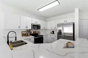 6215 Crestdale Pl, Riverview, FL 33578 - Photo 9