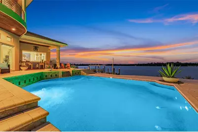 2279 Mermaid Point NE, Saint Petersburg, FL 33703 - Photo 9