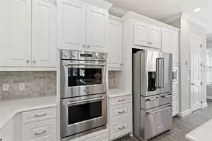 1501 Amarone Pl, Lutz, FL 33548 - Photo 29
