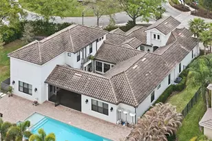 1501 Amarone Pl, Lutz, FL 33548 - Photo 11