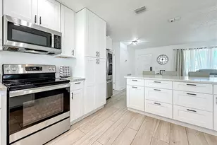 2071 Butternut Cir E, Clearwater, FL 33763 - Photo 23