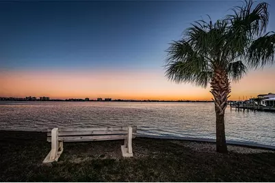4700 Cove Circle #110, Saint Petersburg, FL 33708 - Photo 51