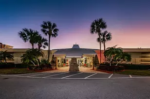 4700 Cove Cir, Saint Petersburg, FL 33708 - Photo 29