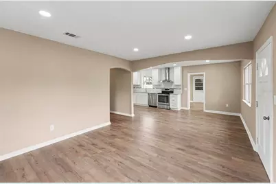 1125 Engman Street, Clearwater, FL 33755 - Photo 9