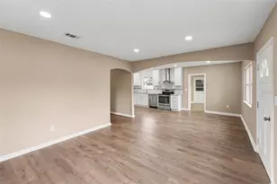 1125 Engman St, Clearwater, FL 33755 - Photo 9