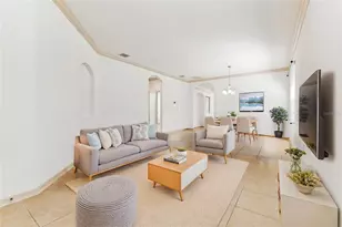 12831 Geneva Glade Dr, Riverview, FL 33578 - Photo 7