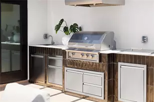 10351 2nd St N, Saint Petersburg, FL 33716 - Photo 25