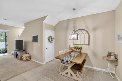 3315 Pleasant Willow Court, Brandon, FL 33511 - Photo 9