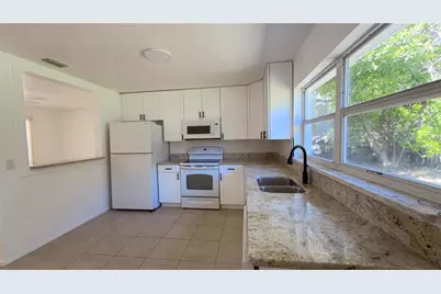 3207 Avenue J NW, Winter Haven, FL 33881 - Photo 5