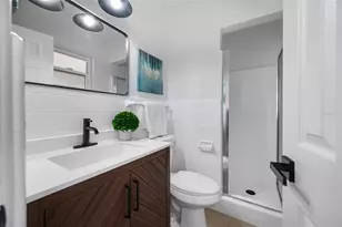1100 81st Ave N, Saint Petersburg, FL 33702 - Photo 35
