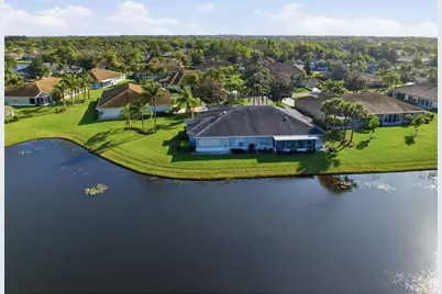 704 Tilbury Court #704, Sun City Center, FL 33573 - Photo 5