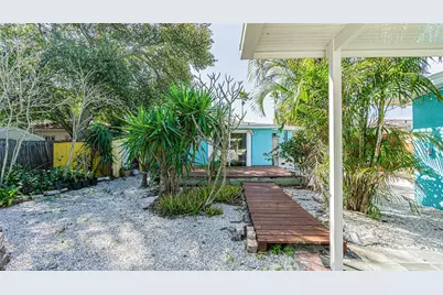 1024 Apache Trail, Clearwater, FL 33755 - Photo 25