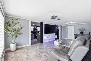 1301 Vinemont Dr, Brandon, FL 33510 - Photo 9