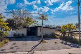 1217 Bayshore Blvd, Indian Rocks Beach, FL 33785 - Photo 1