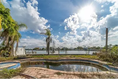 1217 Bay Shore Boulevard, Indian Rocks Beach, FL 33785 - Photo 7