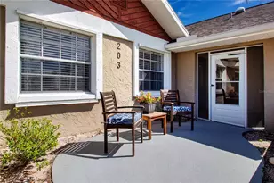 203 Amesbury Cir, Sun City Center, FL 33573 - Photo 5