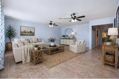 203 Amesbury Circle, Sun City Center, FL 33573 - Photo 7