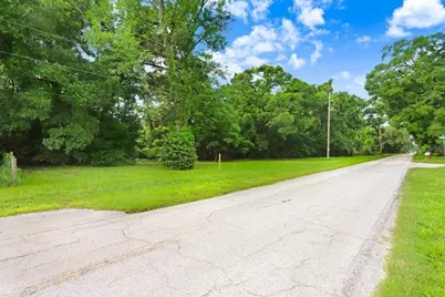 37352 Â½ Trilby Road, Dade City, FL 33523 - Photo 13