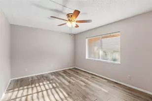 5508 Pokeweed Ct, Tampa, FL 33617 - Photo 15