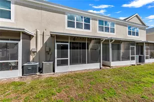 26546 Castleview Way, Wesley Chapel, FL 33544 - Photo 19