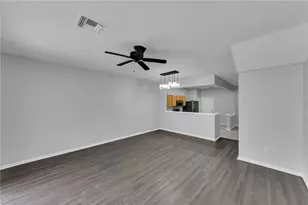 26546 Castleview Way, Wesley Chapel, FL 33544 - Photo 9