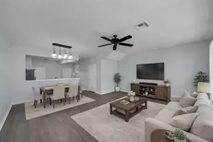 26546 Castleview Way, Wesley Chapel, FL 33544 - Photo 5