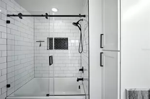 5304 Bay Club Cir, Tampa, FL 33607 - Photo 21