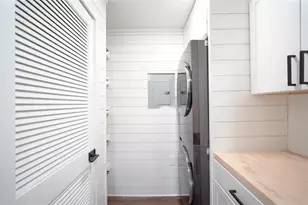 5304 Bay Club Cir, Tampa, FL 33607 - Photo 11