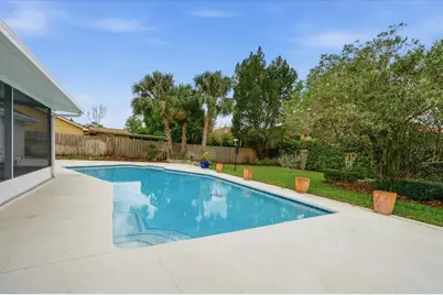 12212 Snead Place, Tampa, FL 33624 - Photo 7