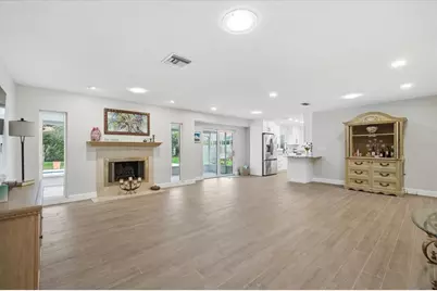 12212 Snead Place, Tampa, FL 33624 - Photo 5