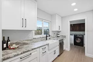 12212 Snead Pl, Tampa, FL 33624 - Photo 13