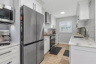 2424 W Tampa Bay Blvd, Tampa, FL 33607 - Photo 9