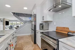 2424 W Tampa Bay Blvd, Tampa, FL 33607 - Photo 13