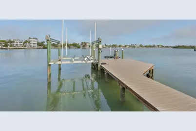 419 12th Avenue, Indian Rocks Beach, FL 33785 - Photo 5