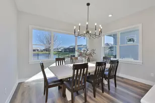 8462 Ivy Stark Blvd, Wesley Chapel, FL 33545 - Photo 11