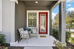 5601 Kingsley Cor Wy, Lithia, FL 33547 - Photo 3