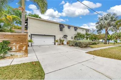 786 59th Avenue NE, Saint Petersburg, FL 33703 - Photo 5